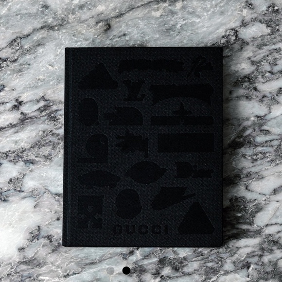 INCOMPLETE HIGHSNOBIETY GUIDE TO STREET FASHION - Picture 3 of 5